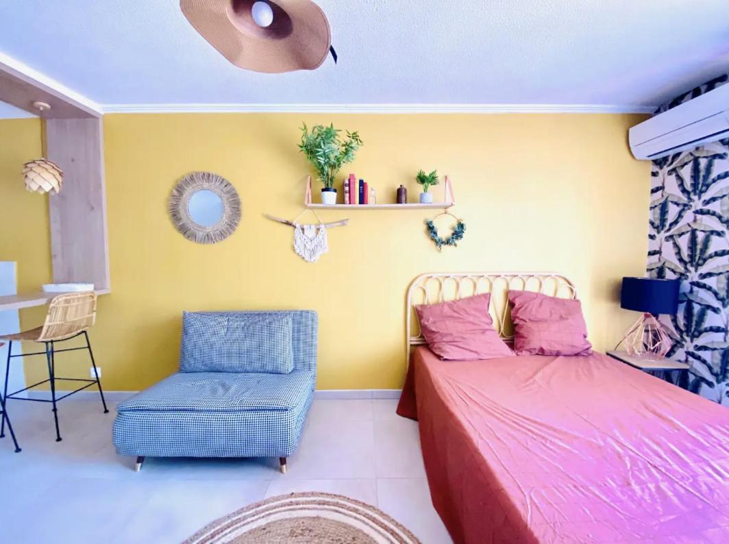 Studio Terrasse & Parking Gratuit En Residence Nîmes Exterior foto